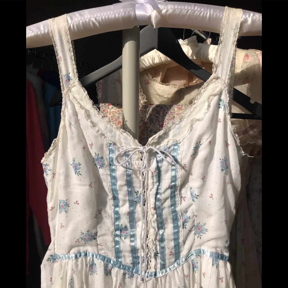 Authentic Jessica McClintock Gunne Sax Dress Size 9/11 **MISSING TAG**